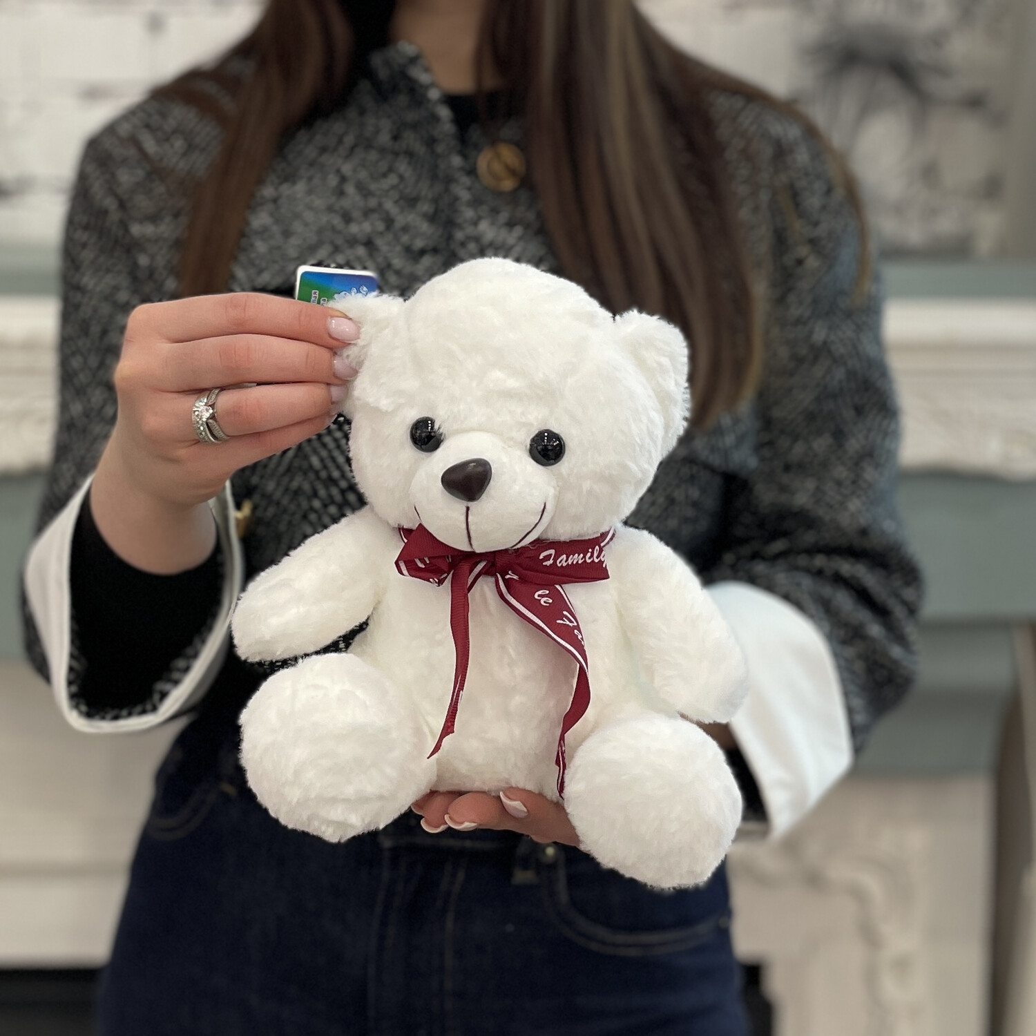 Белый мишка