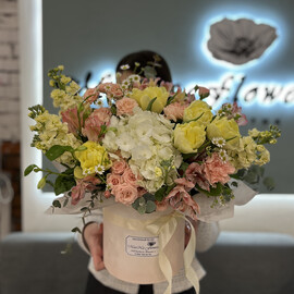 Композиция в коробке «весна»